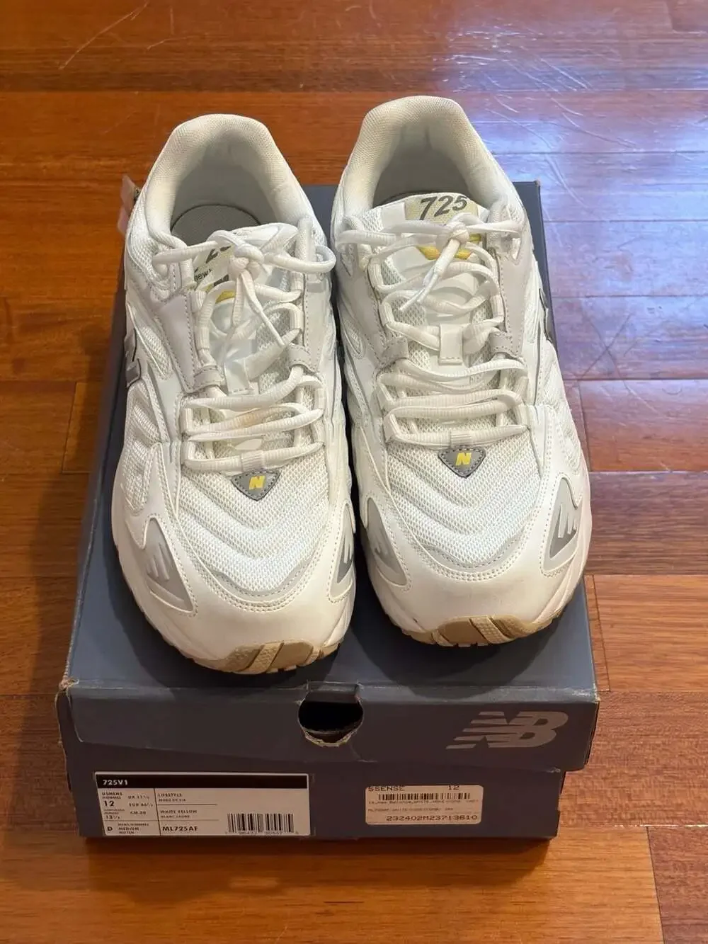 New Balance 725v1 Lifestyle Athletic Sneakers in White/Yellow ML725AF